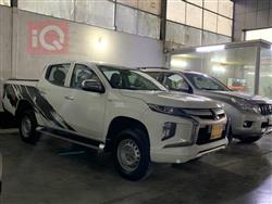 میتسوبیشی L200